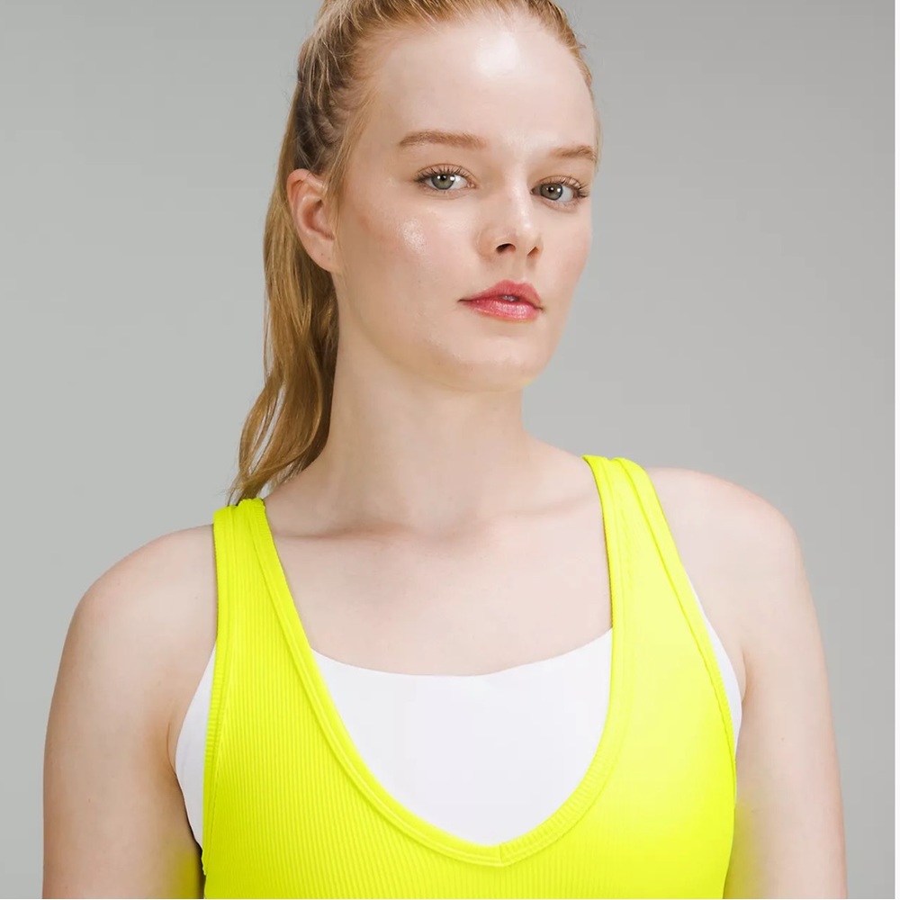 NWT lululemon Ribbed Power Pivot Tank - Picture 3 of 10